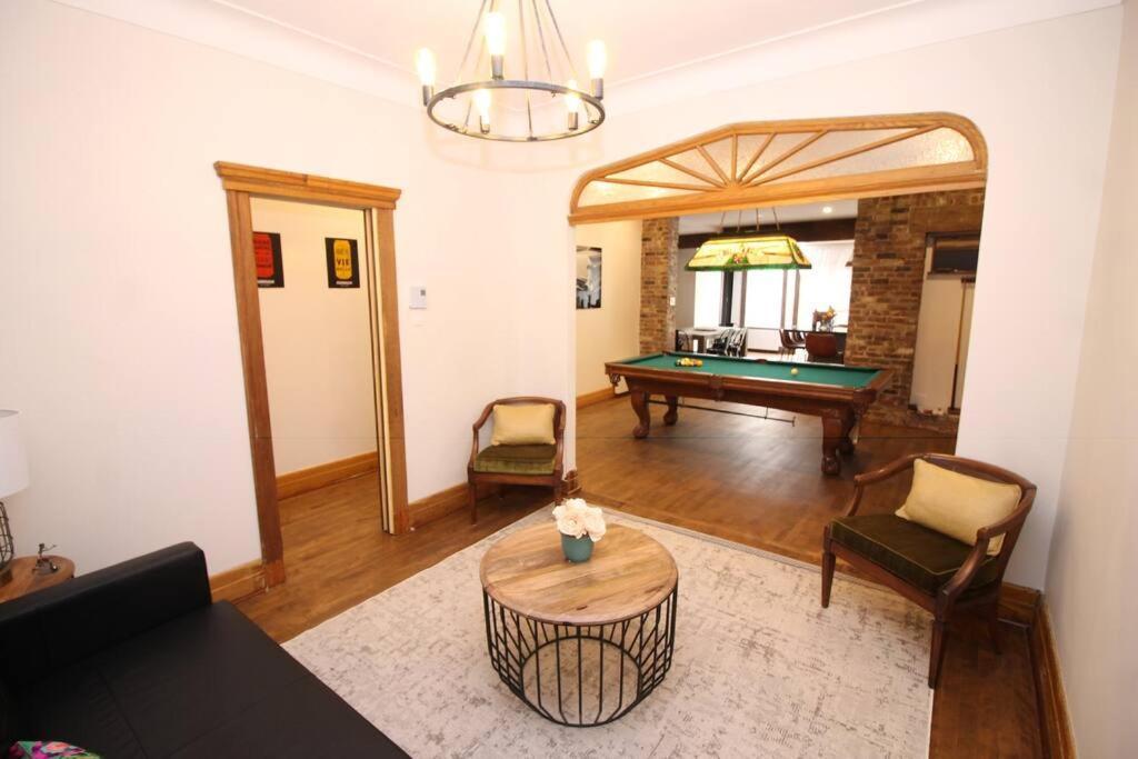 דירות מונטריאול Charm & Luxury Vacation Headquarters To Downtown! מראה חיצוני תמונה